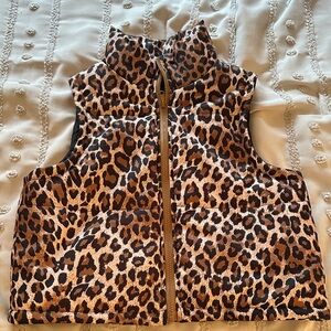 SHEIN Cheetah Puffer Vest